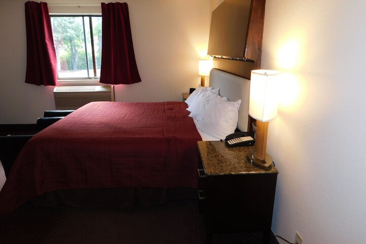 Room 17 of 50