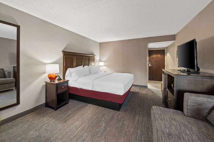 Hampton Inn by Hilton New Bedford / Fairhaven