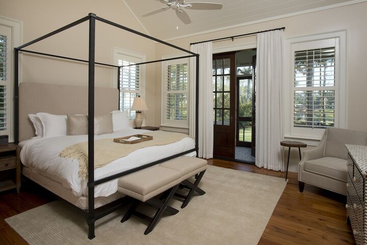 Room 119 of 418