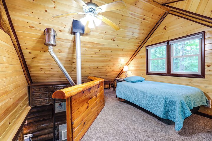 Cozy Elizabethtown Cabin w / Fire Pit!