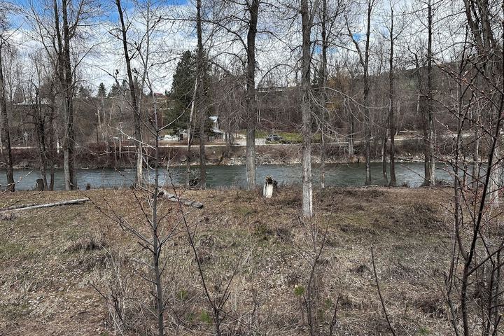 Methow River Lodge & Cabins