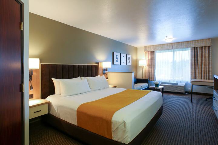 Room 16 of 43