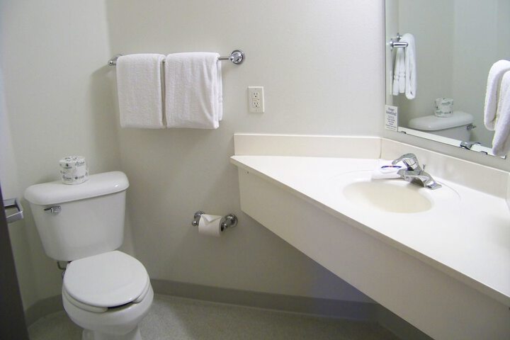 Room 18 of 22