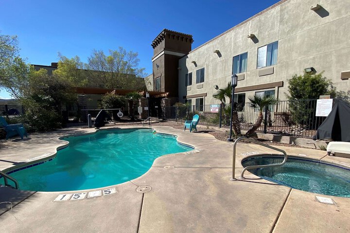 Pool 23 of 135