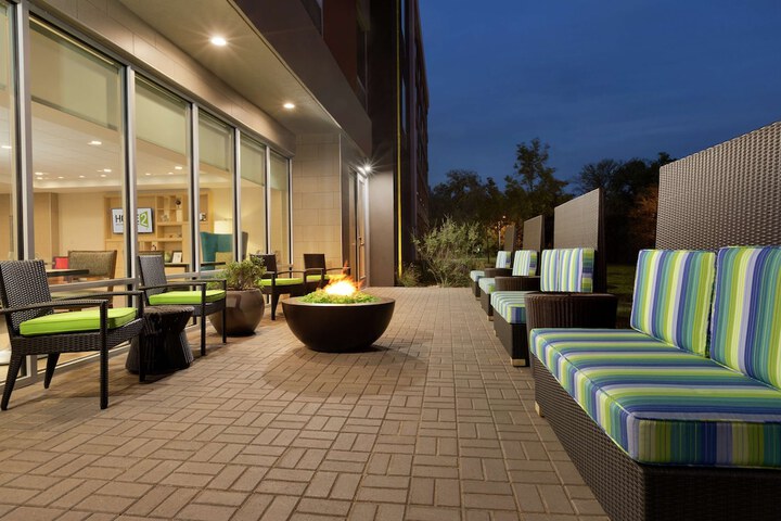 Terrace/Patio 40 of 42