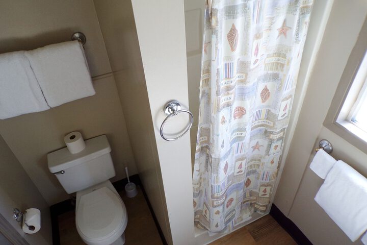 Room 14 of 90