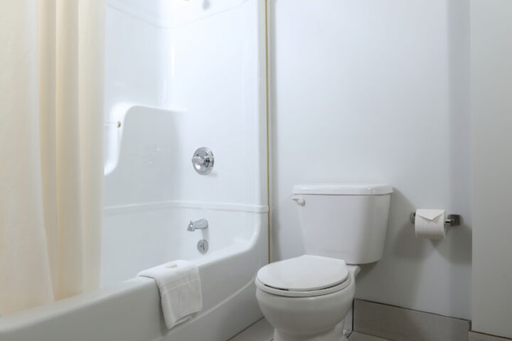 Room 16 of 20