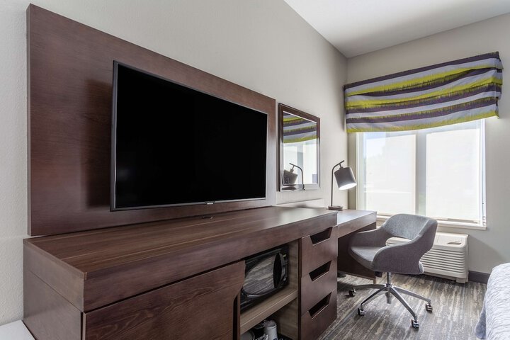 Room 19 of 43