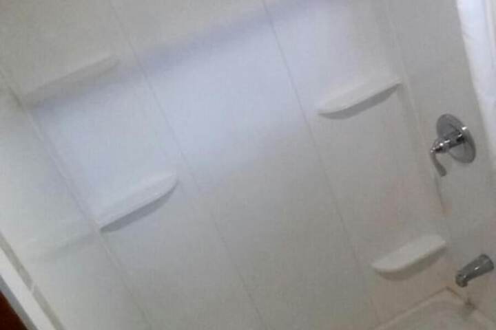 Room 13 of 21