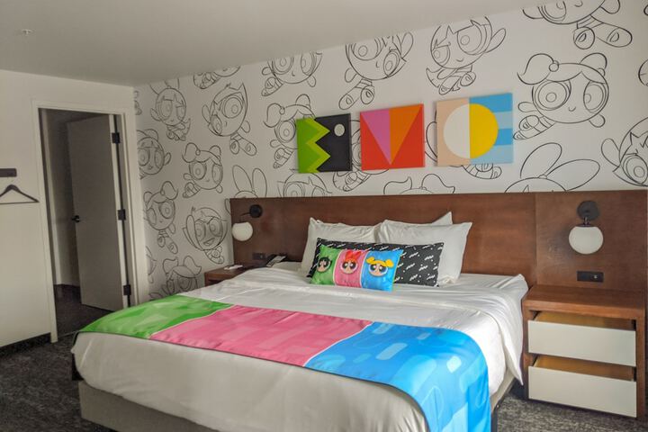 Room 17 of 39