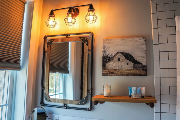 Old Mill Inn