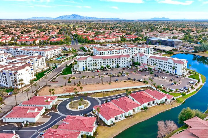 Hotel 12 of 55