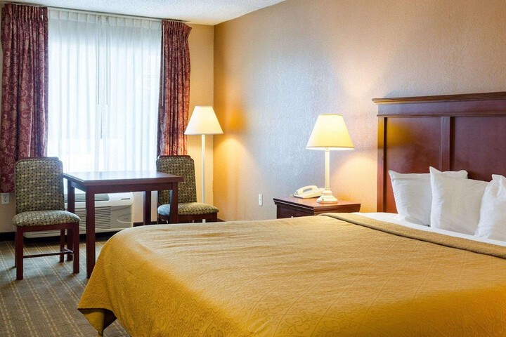 Room 15 of 25