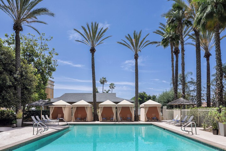 Delta Hotels by Marriott Anaheim Garden Grove