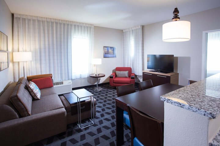 Room 30 of 41