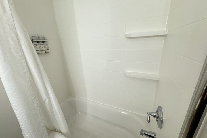Holiday Inn Express Hotel & Suites St. Paul-Woodbury by IHG