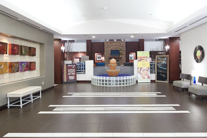 Holiday Inn & Suites Stockbridge / Atlanta I-75 by IHG