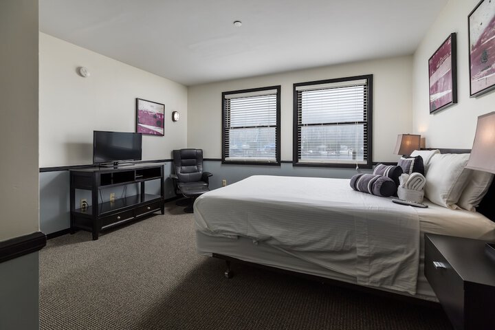 Room 141 of 279
