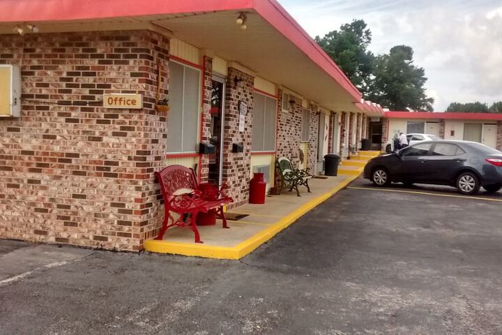 Hotel 6 of 38