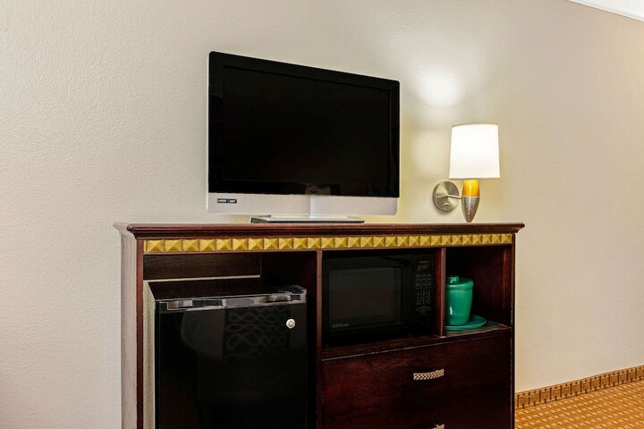 Room 17 of 29