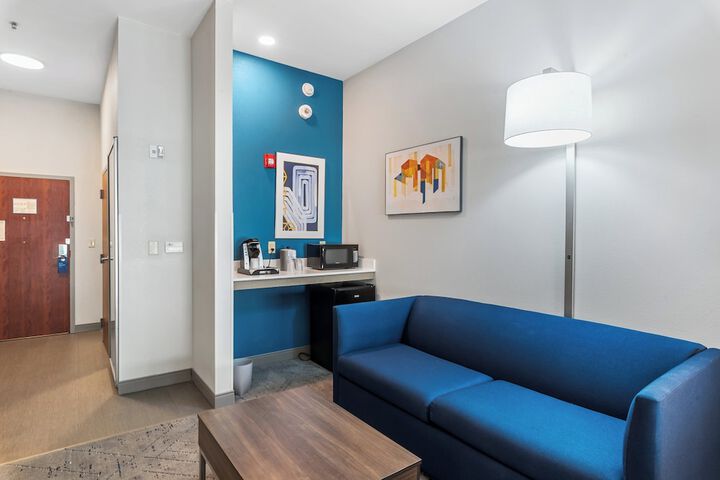 Room 29 of 63