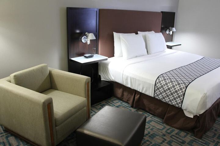 Room 13 of 35