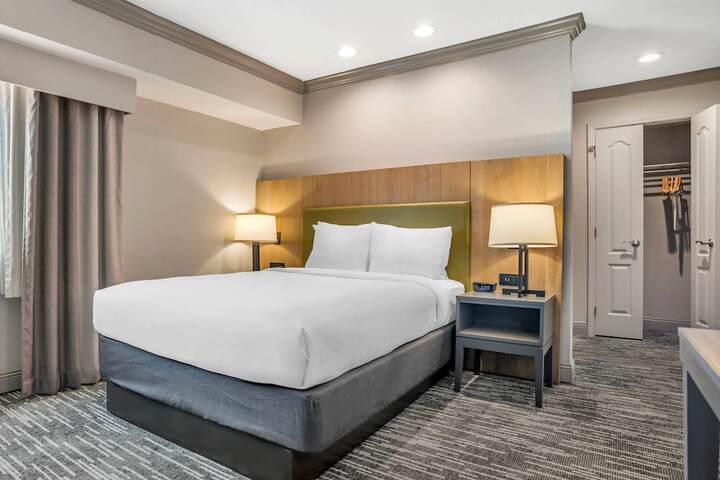 Country Inn & Suites by Radisson Metairie (New Orleans), LA