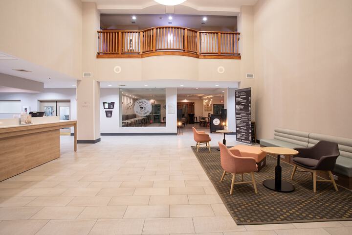 Hotel 6 of 57
