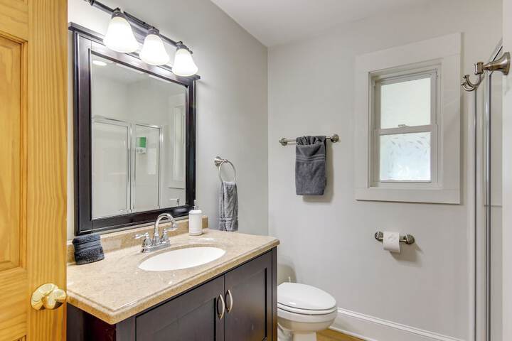 Downtown Brevard Home: Walk to Bars & Breweries!
