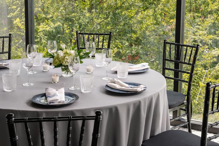 Ballroom/Hall 48 of 54