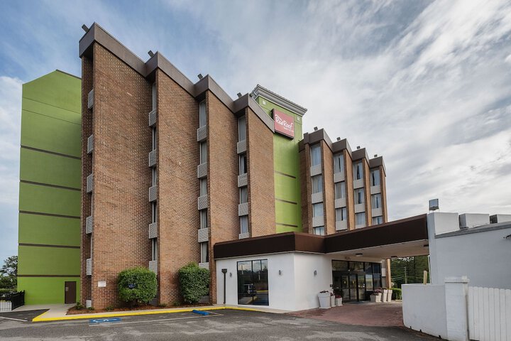 Hotel 2 of 42