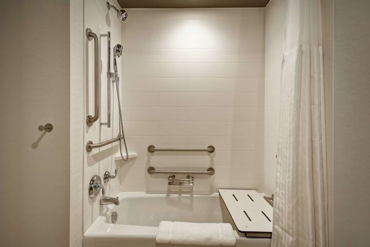 Hilton Garden Inn Lansing West