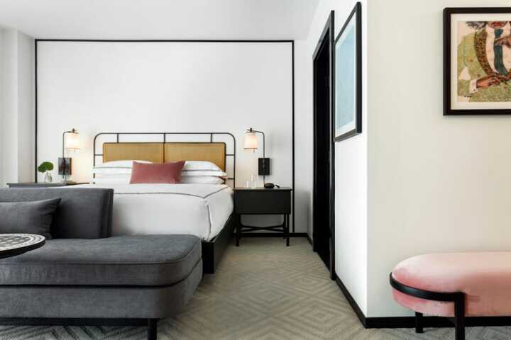 Room 26 of 150