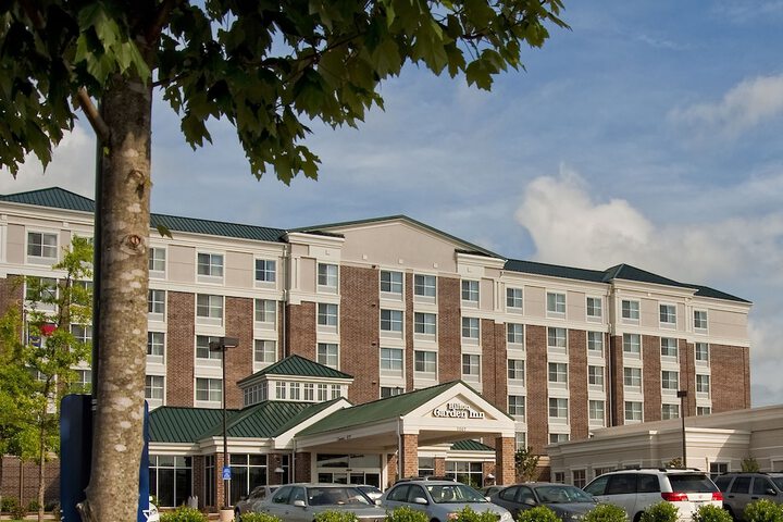 Hotel 2 of 82