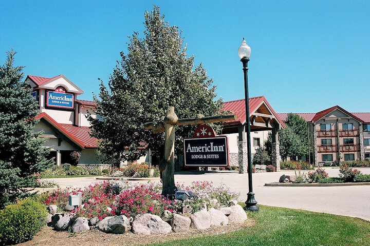Hotel 2 of 35