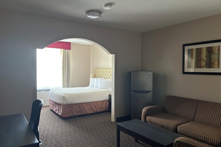Room 18 of 65