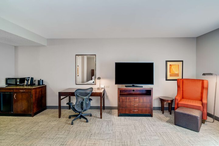 Room 22 of 32