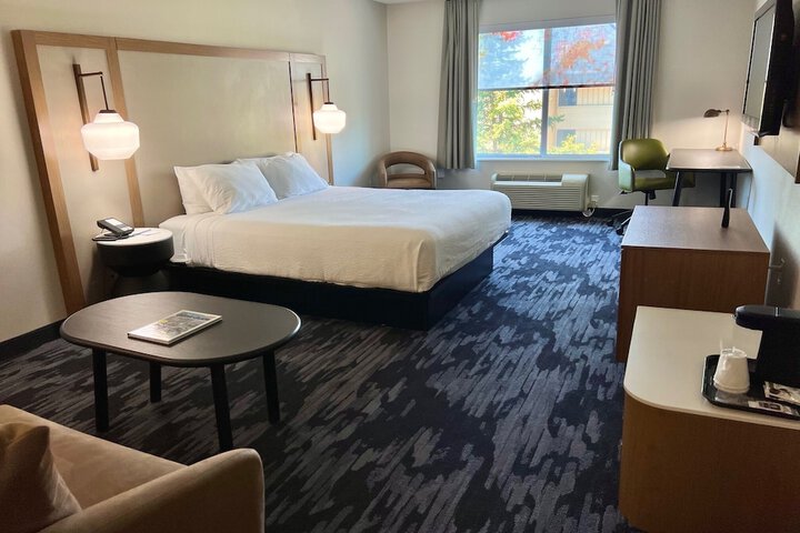 Room 14 of 17