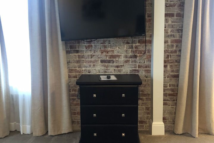 Room 37 of 105