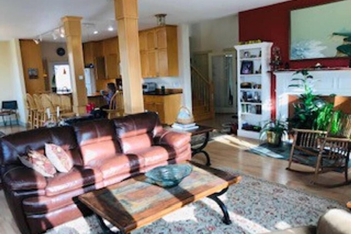 Woods Pond Cottage - Four Bedroom Home