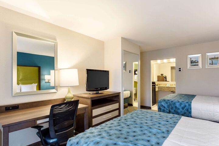 Room 20 of 40