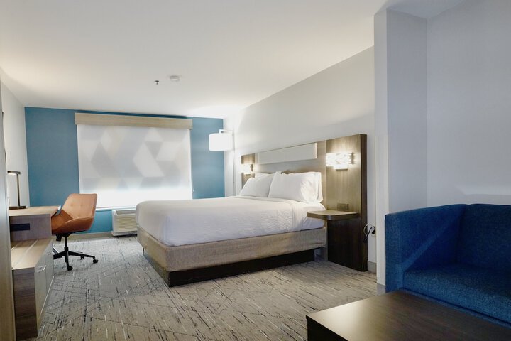 Holiday Inn Express Hotel & Suites Smithfield - Selma I -95 by IHG