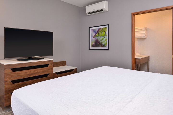 Room 49 of 114