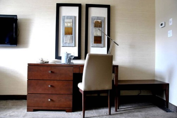 Room 14 of 38