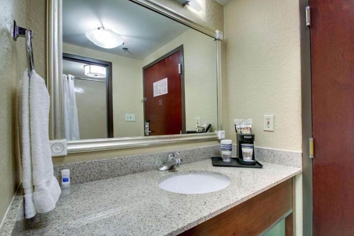 Room 15 of 51