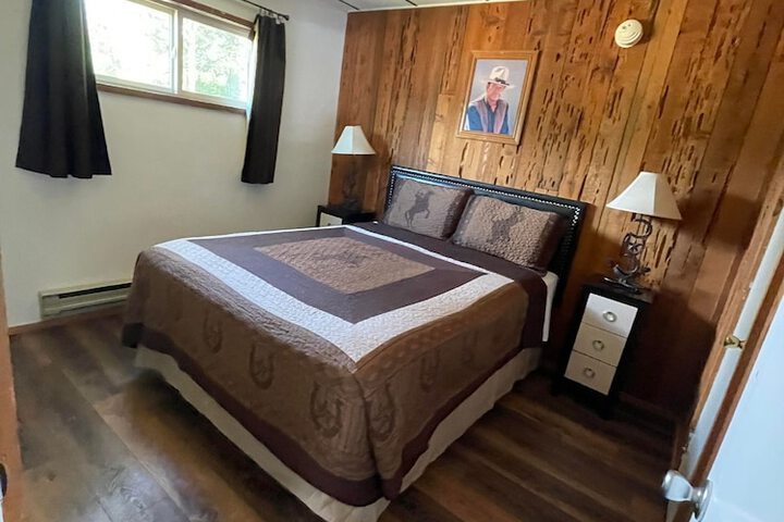 Room 30 of 61