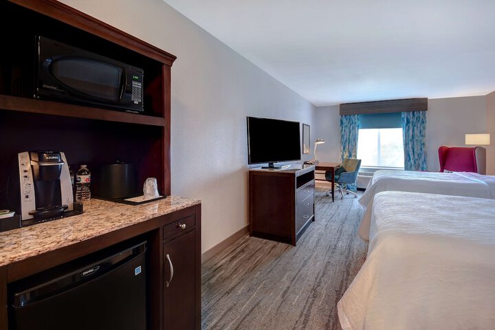 Room 21 of 49