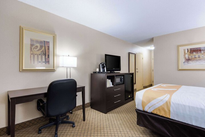 Room 19 of 42