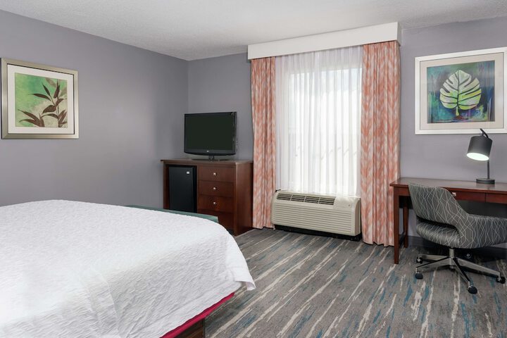 Room 10 of 51