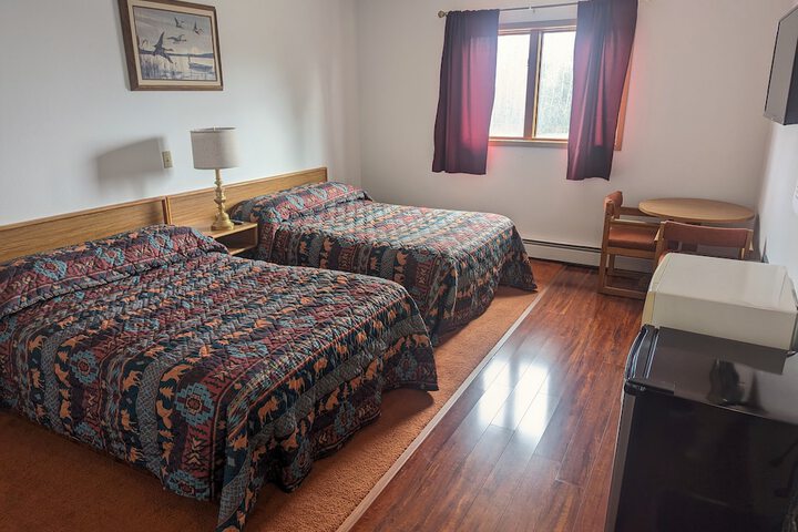 Room 9 of 16